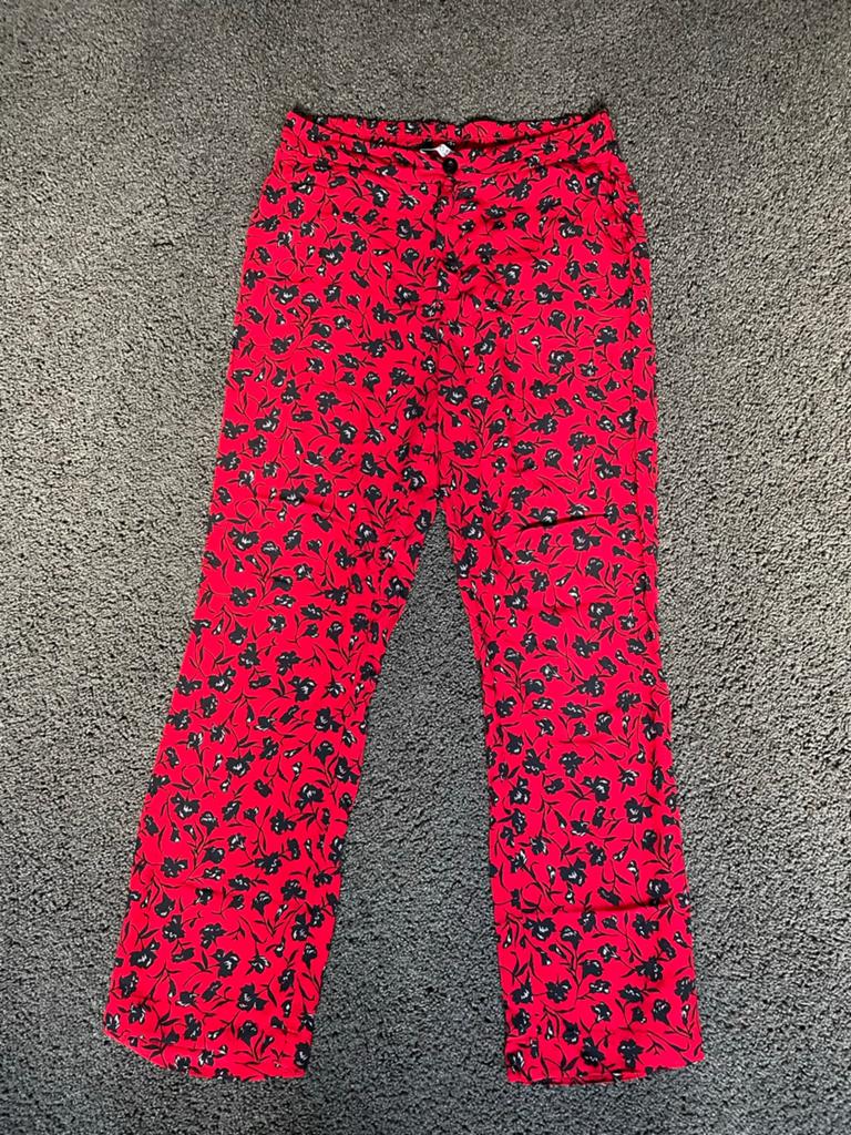Costes rode pantalon met bloemenprint maat 38, Maat 38/40 (M), Ophalen of Verzenden, Lang, Gedragen