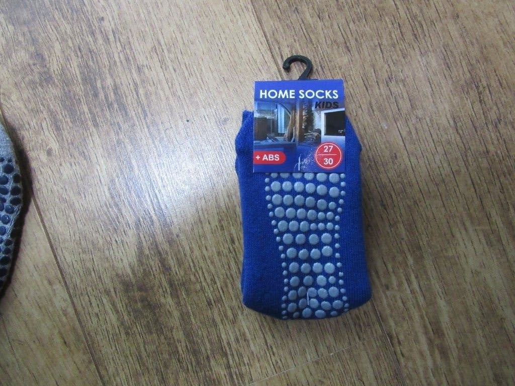blauw anti slip sokken mooie fijne sokken maat : 27/30, Blauw anti slip sokken, Jongen of Meisje, Nieuw, Ophalen of Verzenden