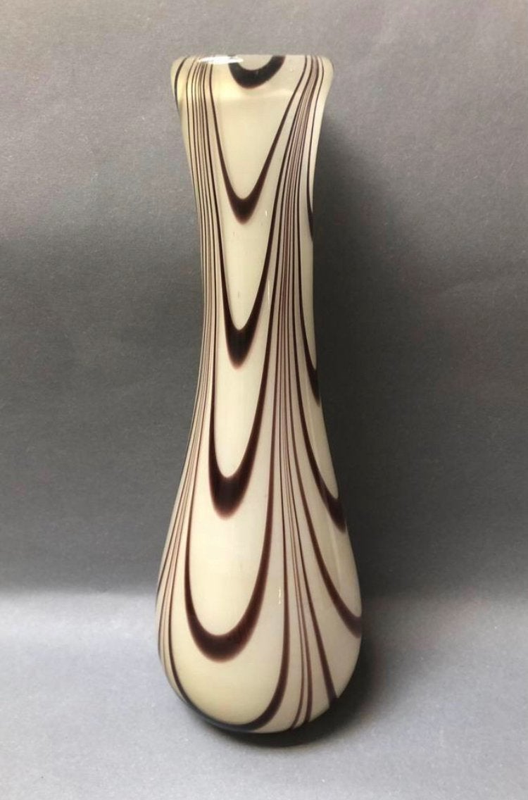 Prachtige hoge mondgeblazen glazen vaas, opaline glas, Ophalen of Verzenden, Bruin, Glas
