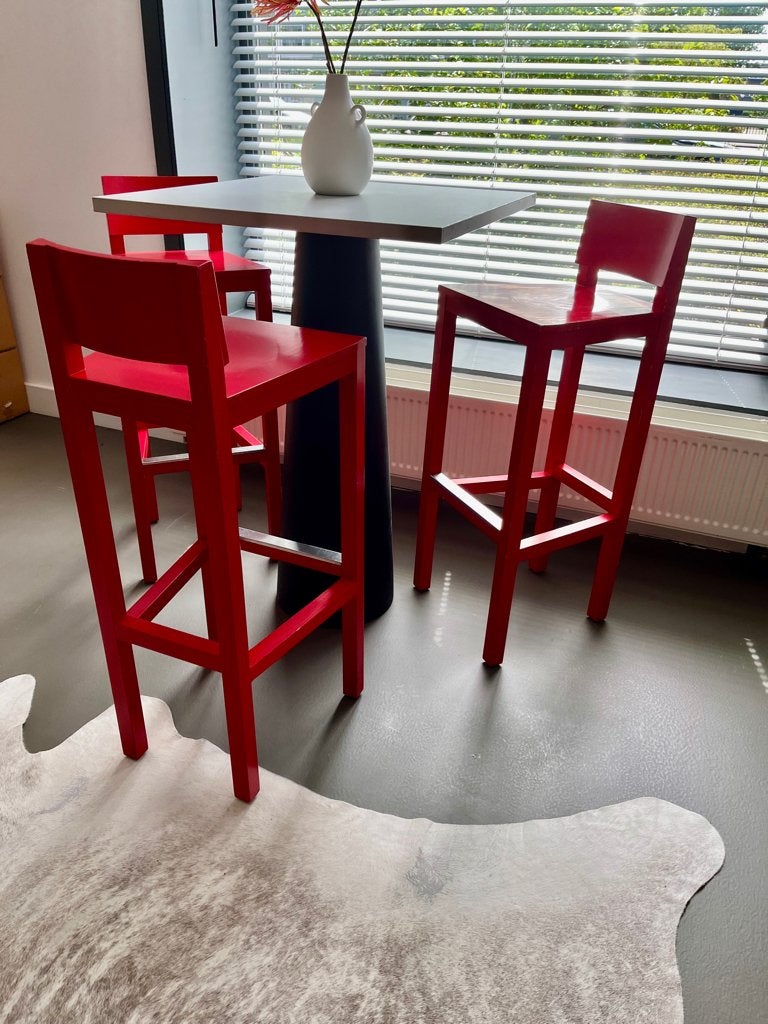 Barkruk | Barstool | Moooi | Shaker | Joep van Lieshout -AVL, Ophalen, Met voetsteun, Zo goed als nieuw, 90 cm of meer