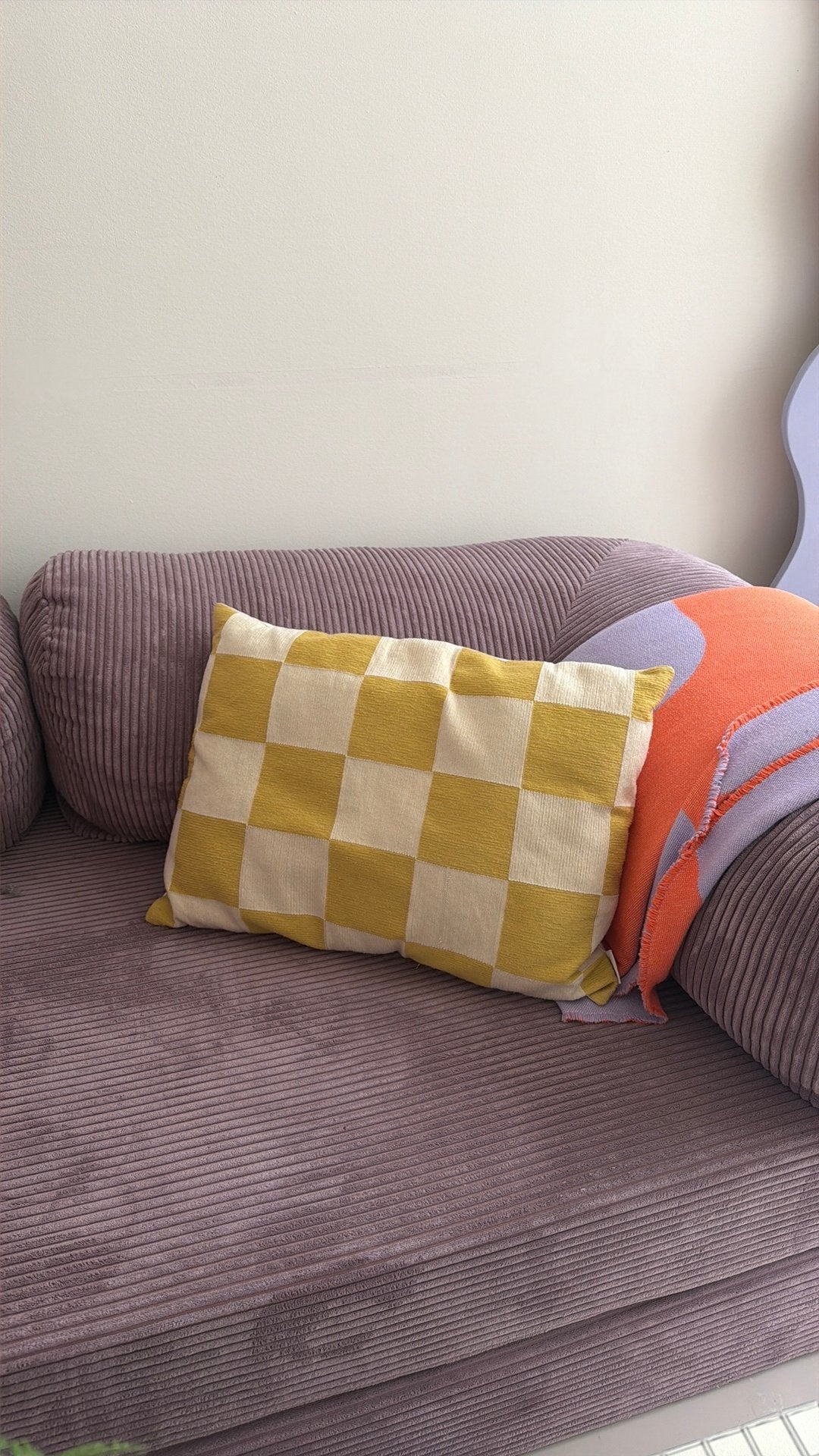 Sissy boy checkerboard checkered geruit kussen geel wit, Ophalen of Verzenden, Gebruikt, Geel, Vierkant