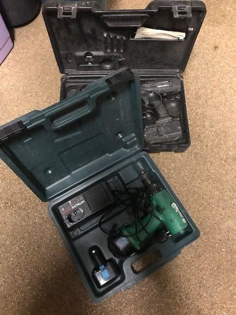 Hitachi lader 12 volt acculader schroeftol, Ophalen of Verzenden, Gebruikt