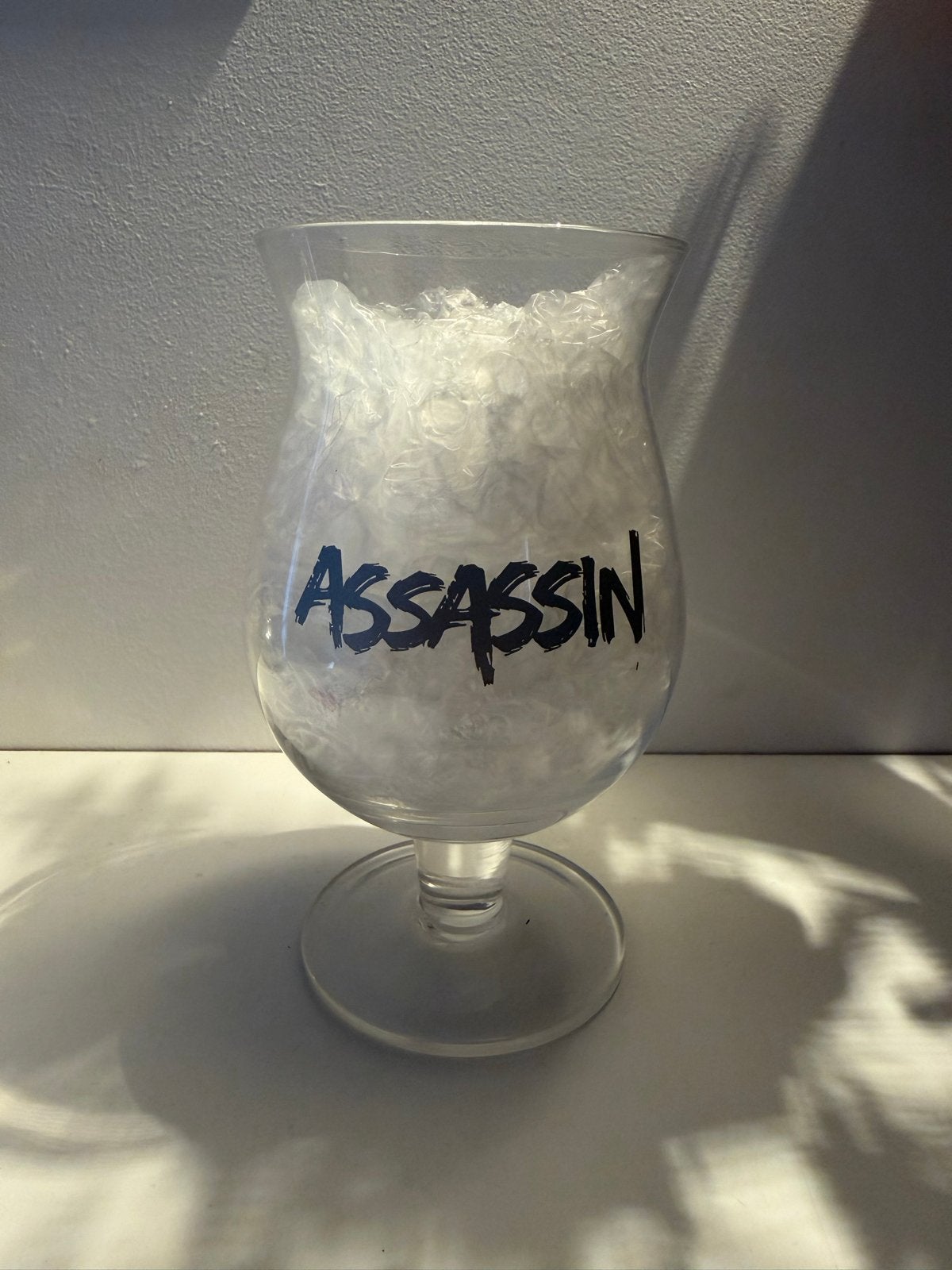 Assassin Toppling Goliath Glass 2024/2025, Verzamelen, Ophalen of Verzenden, Zo goed als nieuw