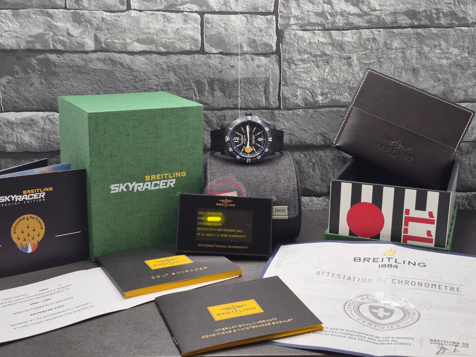 Breitling Colt Skyracer Patrouille de France 1000pcs full se, Kunststof, Zwitserland, Breitling, Polshorloge