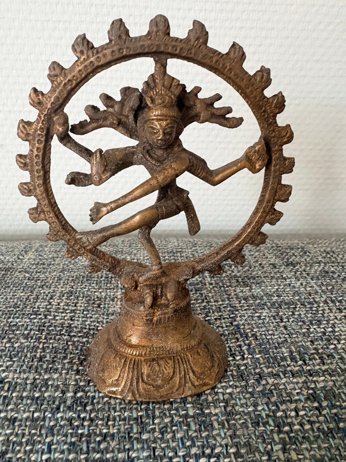 Bronzen beeldje Shiva Nataraja - Dansende Shiva, Verzamelen, Beelden en Beeldjes, Ophalen of Verzenden, Gebruikt, Religie