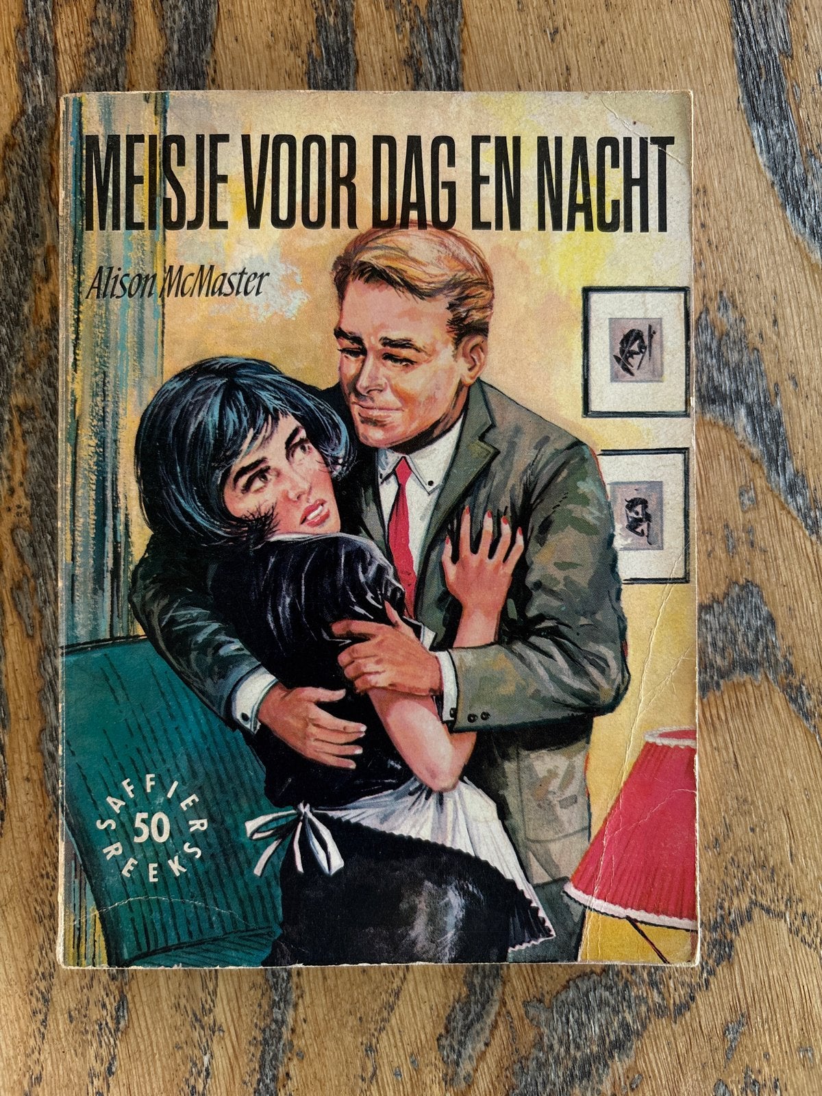 Meisje voor Dag en Nacht - Alison McMaster (Saffier-reeks), Ophalen of Verzenden, Gelezen, Nederland