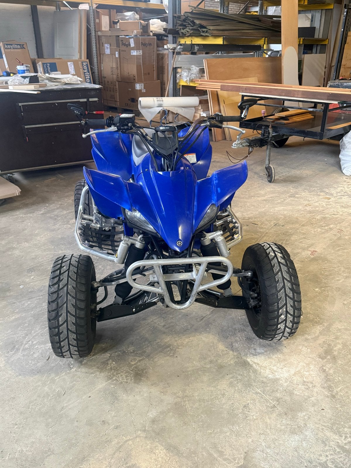 Yamaha YFZ 450 Quad kenteken - Blauw met Akrapovic uitlaat, Motoren, 1 cilinder, Meer dan 35 kW