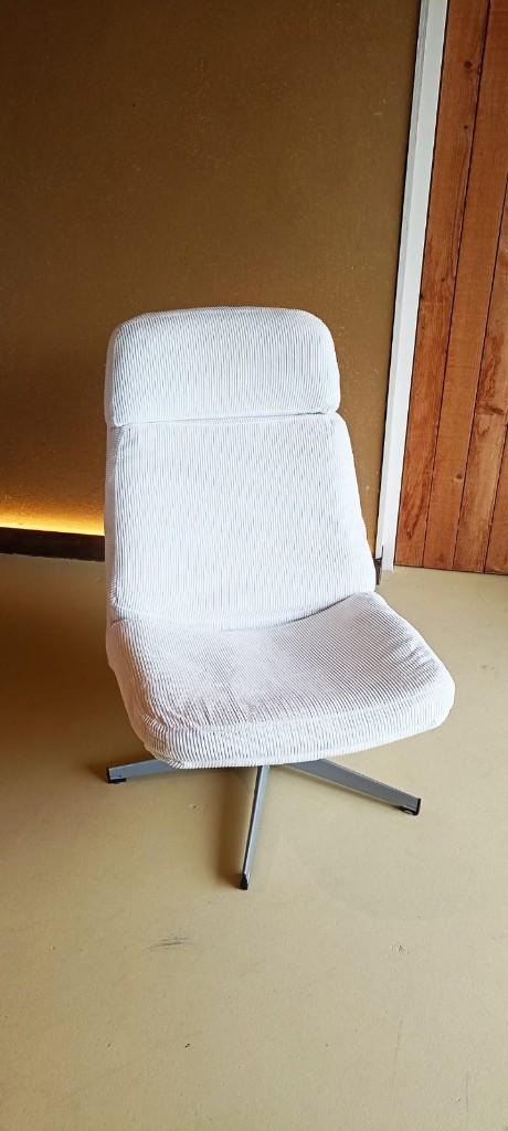 Vintage IKEA Lunna draaifauteuil – wit ribstof – nette staat, Ophalen, Gebruikt, 75 tot 100 cm, Stof