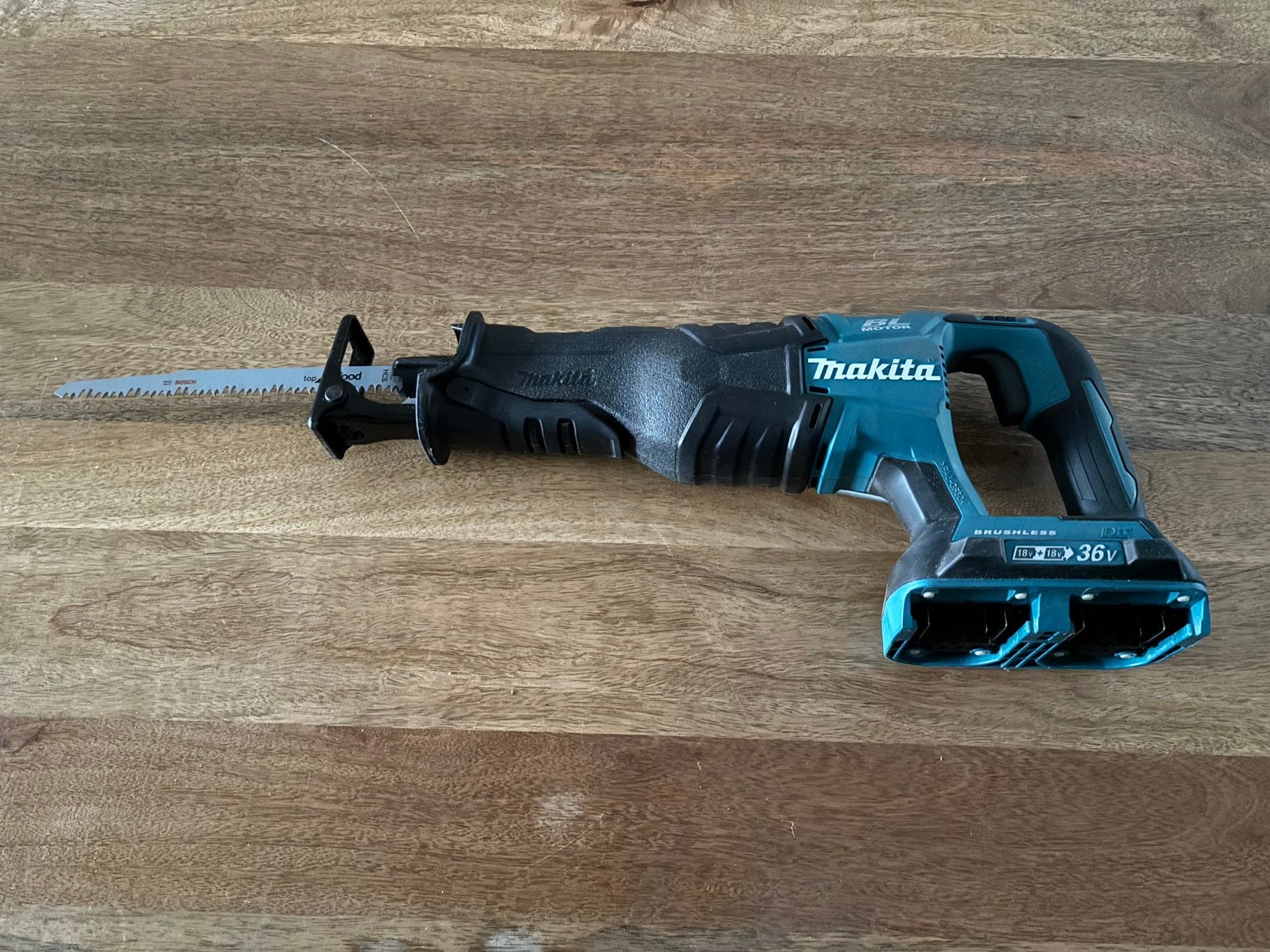 Makita Reciprozaag DJR360-36V (2x18V), Ophalen, 70 mm of meer, Zo goed als nieuw, Reciprozaag