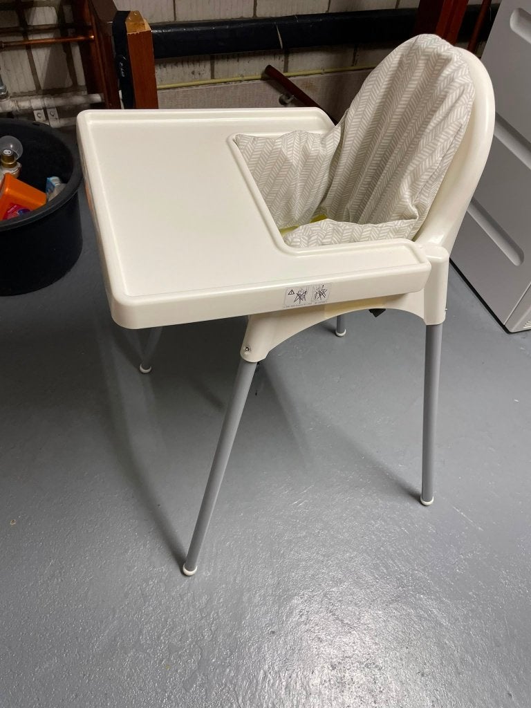 Kinderstoel ikea, Ophalen, Zo goed als nieuw, Inklapstoel, Afneembaar eetblad