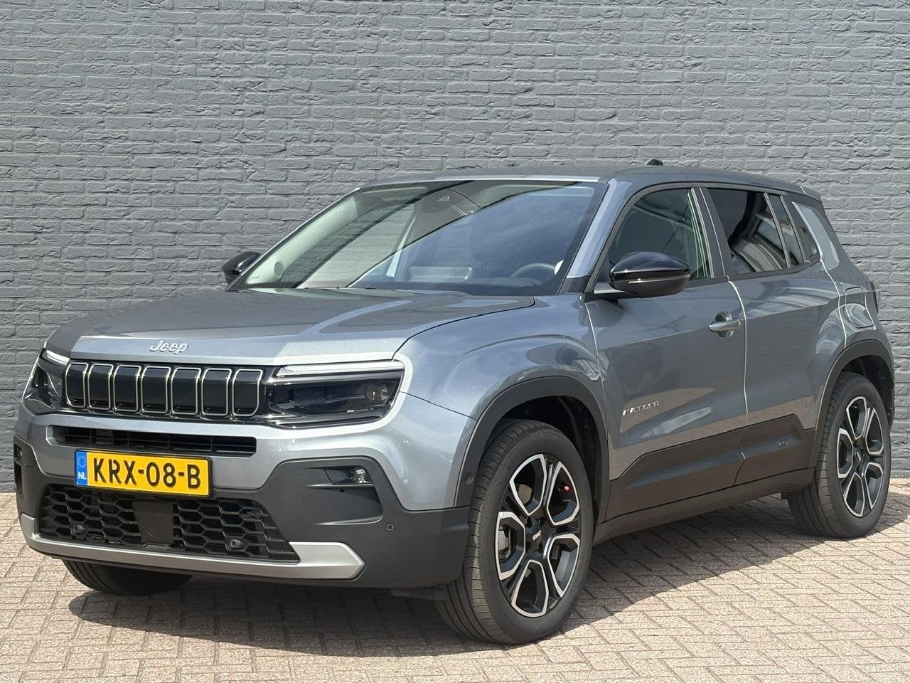 Jeep Avenger Summit 54 kWh | 400 KM WLTP | Adaptieve Cruise, Automaat, Gebruikt, 156 pk, Parkeersensor