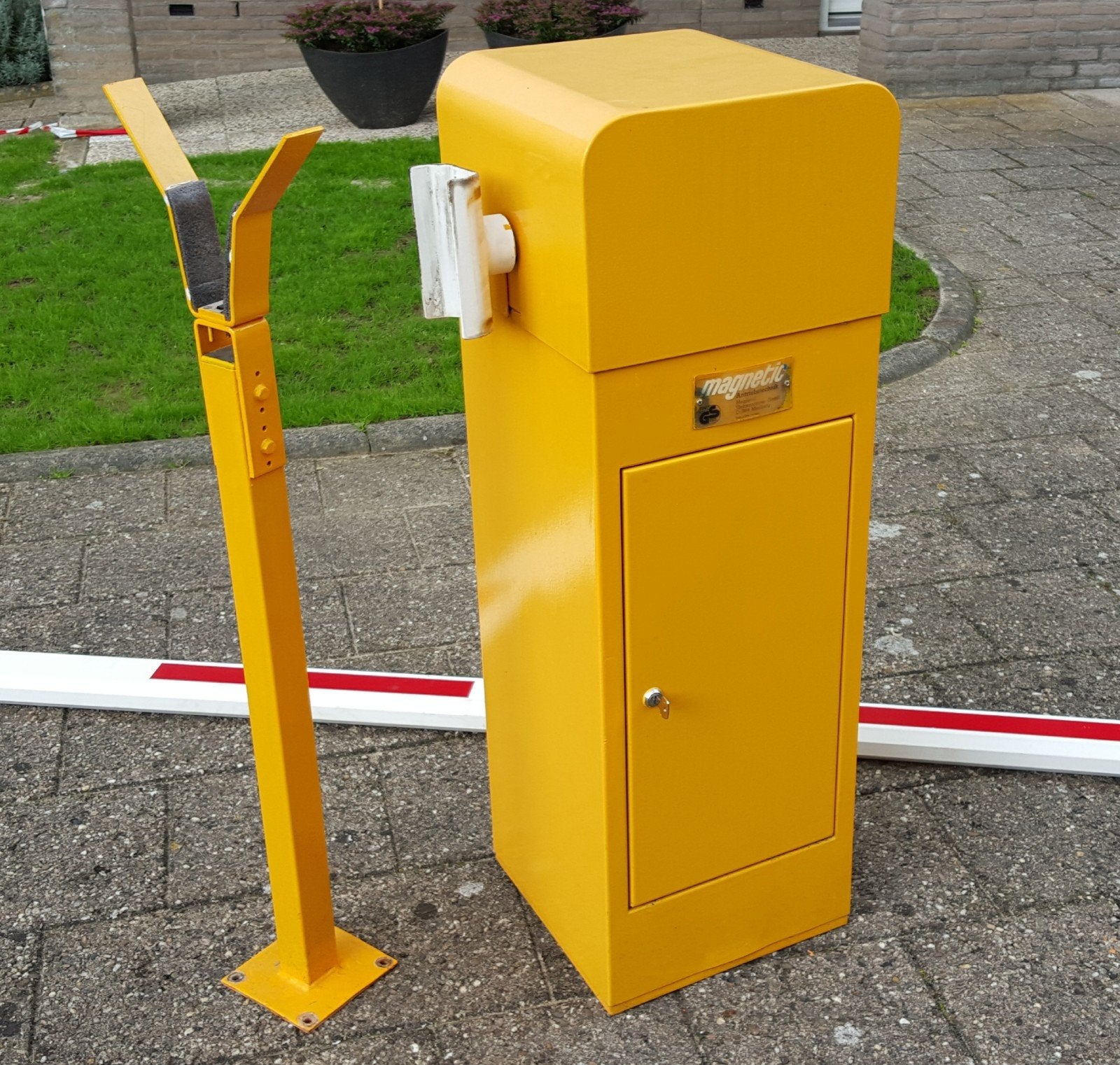Slagboom / Slagbomen / Toegangscontrole / Camperplaats, Ophalen of Verzenden, Zo goed als nieuw, IJzer