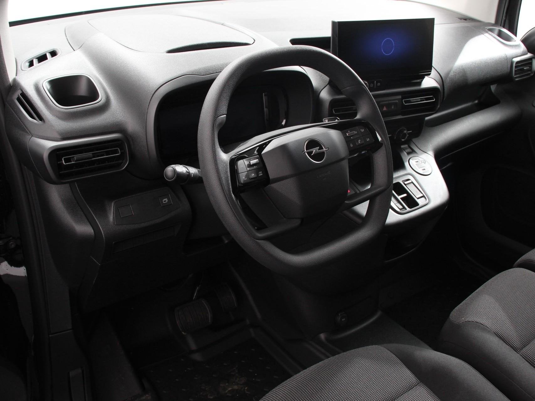 Opel Combo 1.5 BlueHDi 130pk L2 Automaat Apple Carplay / And, Stof, Gebruikt, 4 cilinders, Zwart