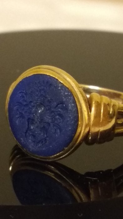 18K Gouden zegelring met gegraveerde lapis lazuli, 18 tot 19, Gebruikt, Heer, Ophalen of Verzenden