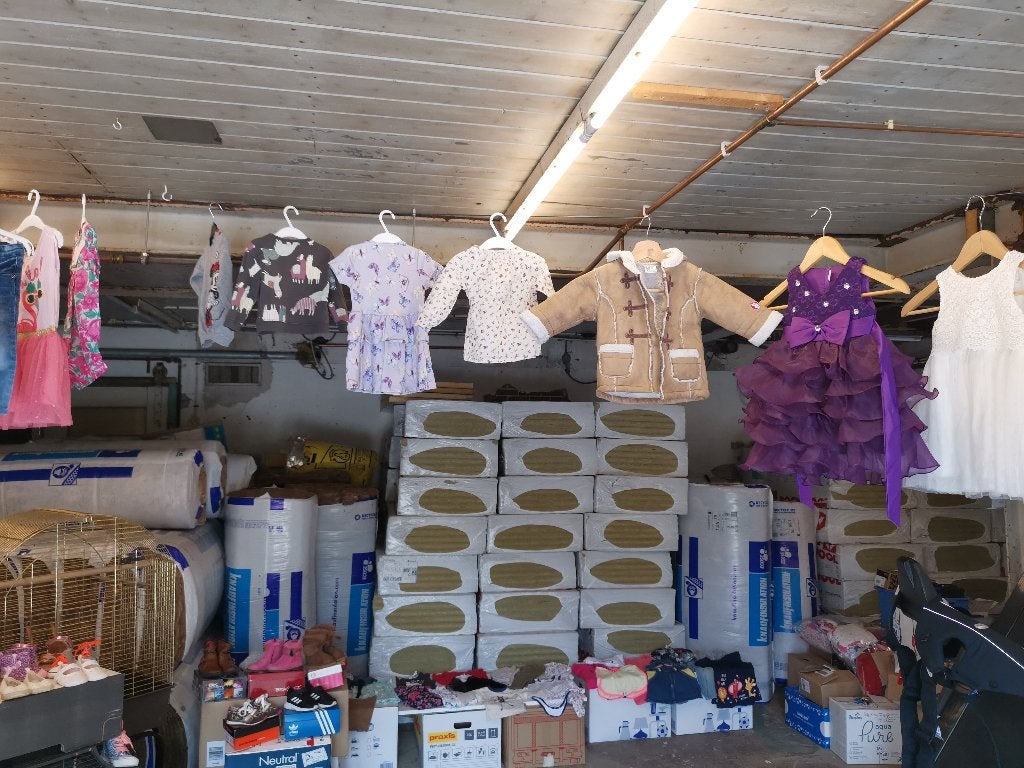 Foto 13 van Opslag uitverkoop, Diverse spullen te koop.