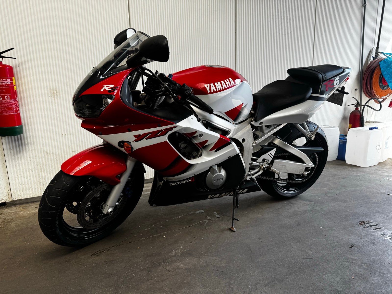 Yamaha YZF-R6 Sportmotor - Rood/Wit - Laser Hotcam uitlaat, Motoren, Motoren | Yamaha, Sportuitlaat, 4 cilinders, Motorrijbewijs A