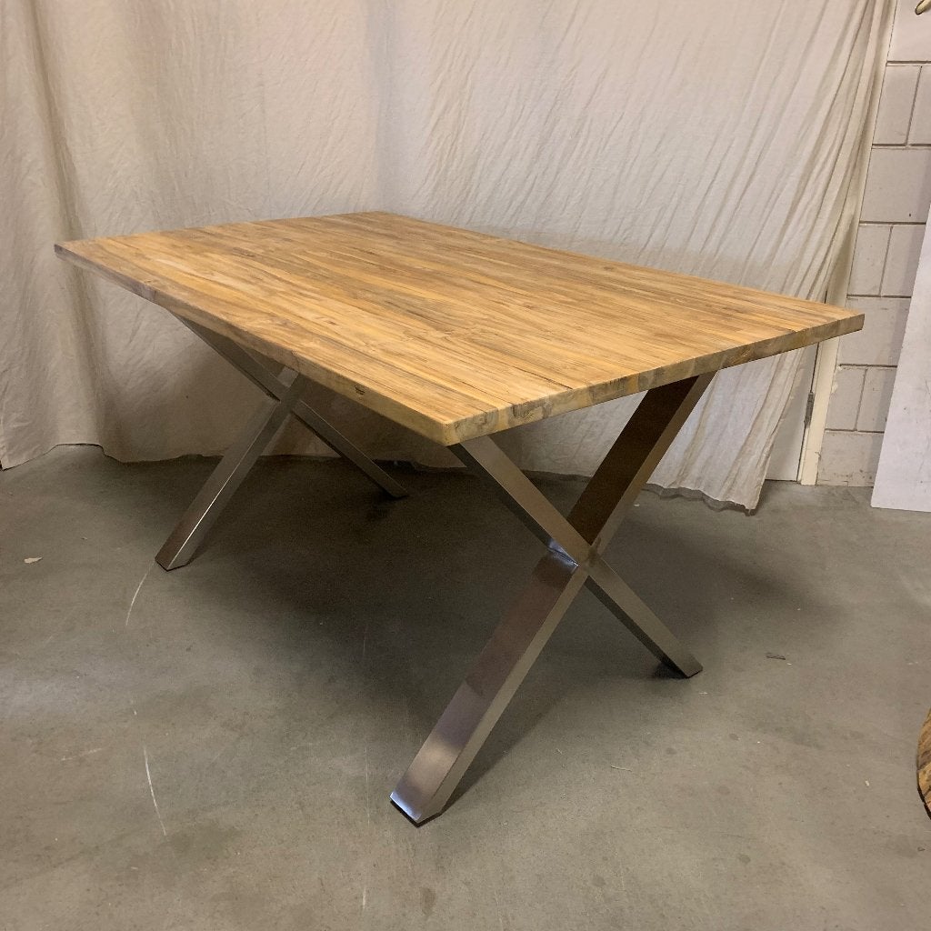 teakhouten eettafel met x poten - 200 x 90 - Gratis bezorgd, TTM Wonen, Meubels – (Perzische) Tapijten en Woonaccessoires, Taag 63, 2491 CS, Den Haag (Forepark)