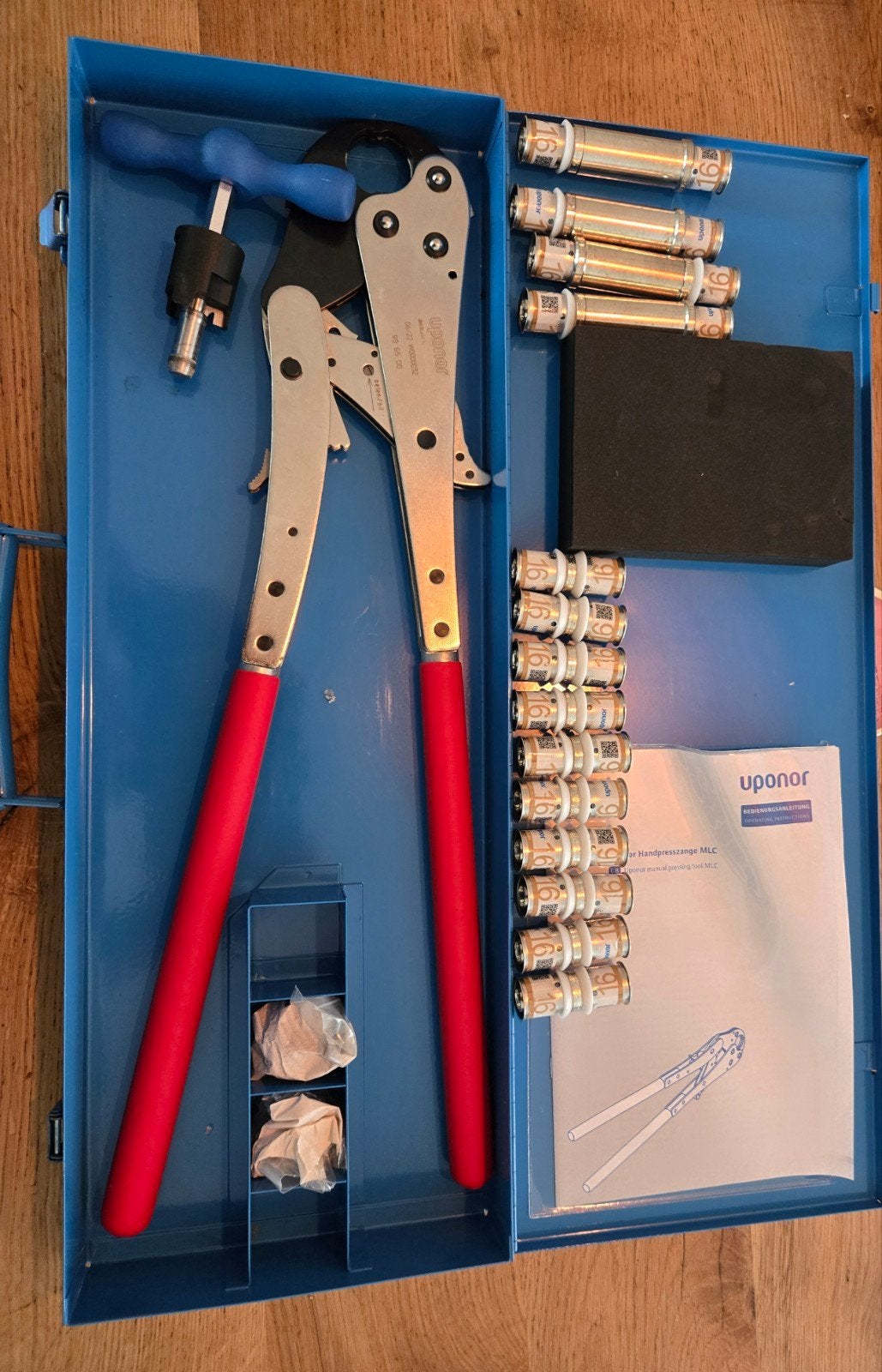 Uponor tang met persbekken 16 & 20mm en diverse sokken, Ophalen of Verzenden, Nieuw, Overige merken