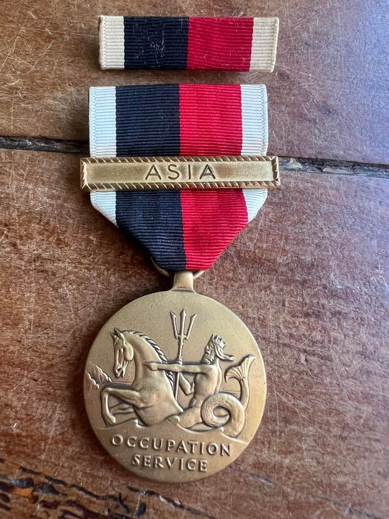 WO2 Amerikaans Occupation Medal Asia US Navy met baton, Amerika, Ophalen of Verzenden, Marine, Embleem of Badge
