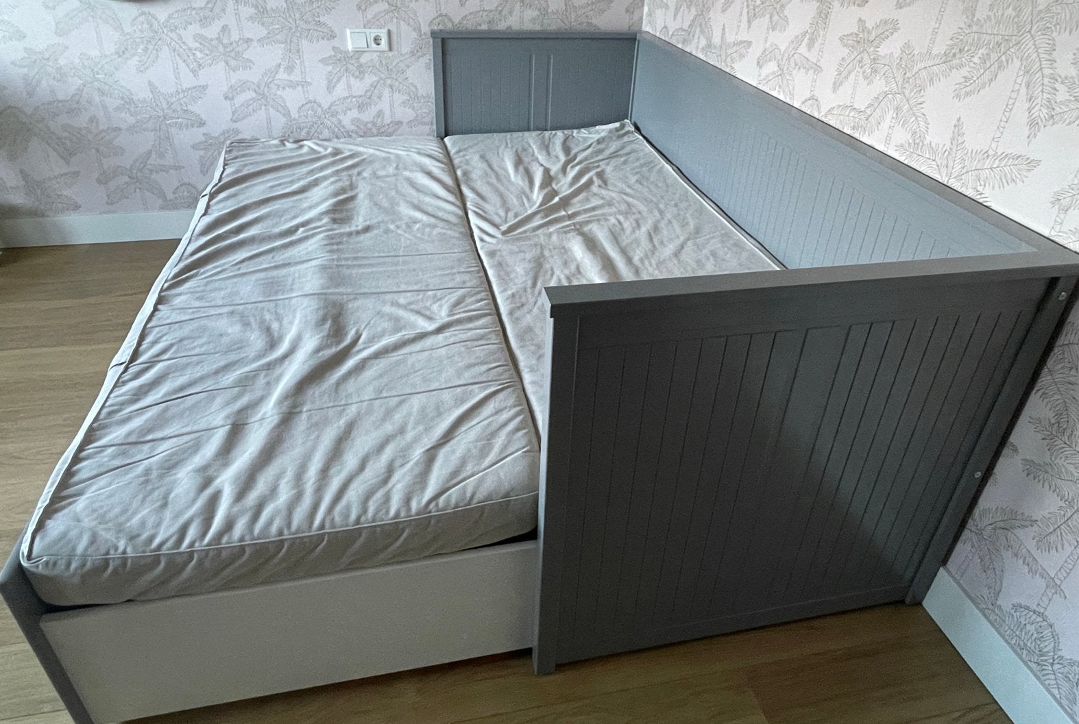 IKEA HEMNES Bedbank met 3 lades, grijs, Ophalen, Tweepersoons, Zo goed als nieuw, 80 cm