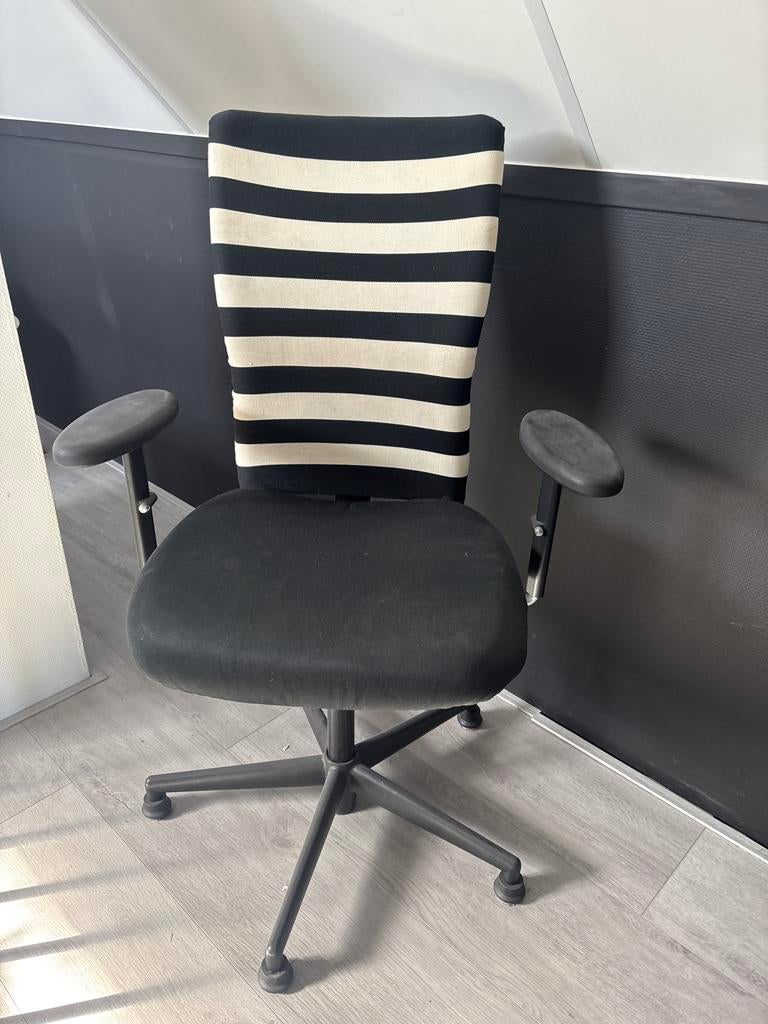Vitra ID Chair Bureaustoel - Zwart/Wit gestreept, Ophalen, Gebruikt, Zwart, Bureaustoel