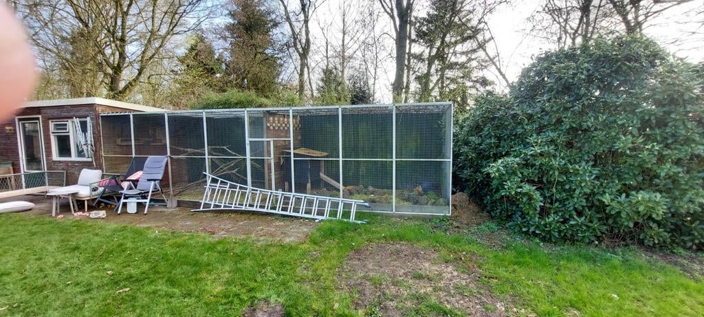 Volière 8 x 2 meter, Dieren en Toebehoren, Ophalen, Zo goed als nieuw, Aluminium, Volière