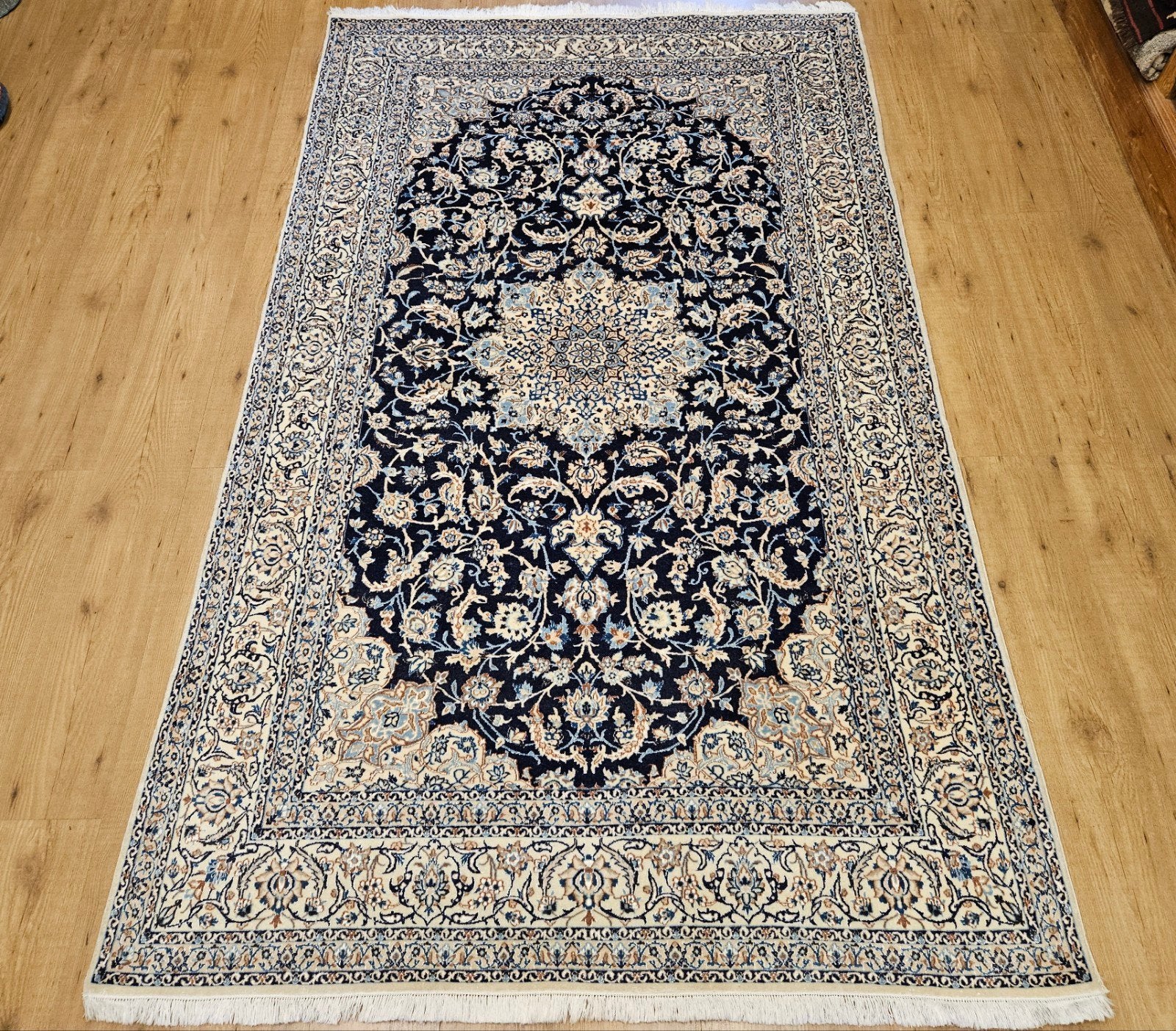 Vintage handgeknoopt perzisch tapijt nain 6la 250x147