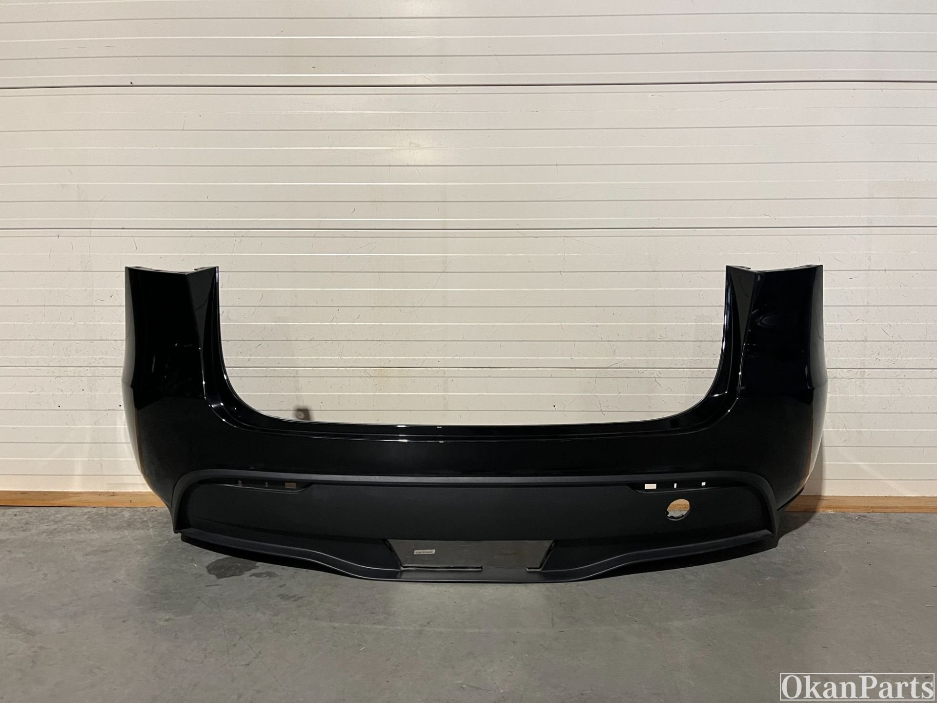 Tesla Model Y Achterbumper, Ophalen of Verzenden, Gebruikt, Achter, Bumper
