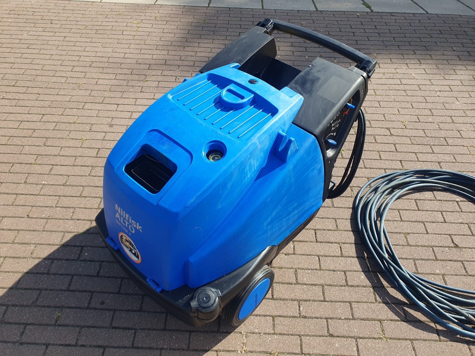Nette Nilfisk Neptune 4 Stoomcleaner op 400v, Ophalen, Gebruikt, Elektrisch, Met regelbare waterdruk
