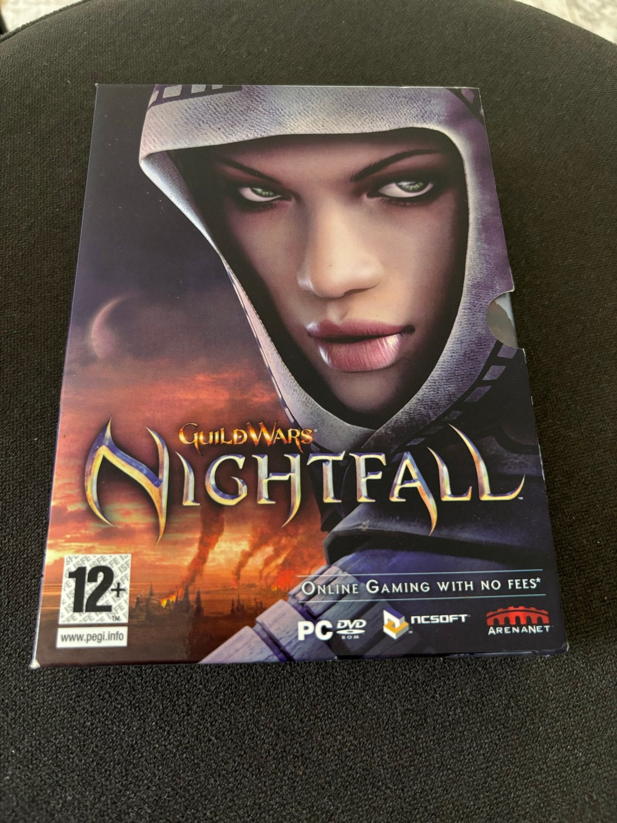 Guild Wars Nightfall PC DVD-ROM - Online Gaming No Fees, Online, Ophalen of Verzenden, Zo goed als nieuw, Role Playing Game (Rpg)