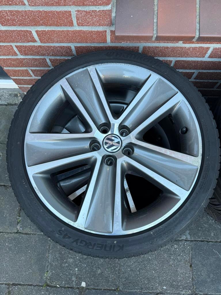Volkswagen polo Velgen 215/40/17 budapest cross polo, Velg(en), 17 inch, Ophalen of Verzenden, Personenwagen