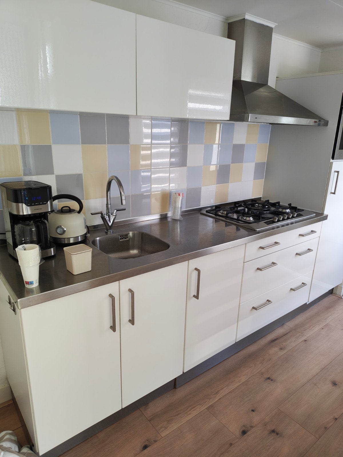 Nette keuken, Ophalen, Gebruikt, Wit, Enkelwandige keuken