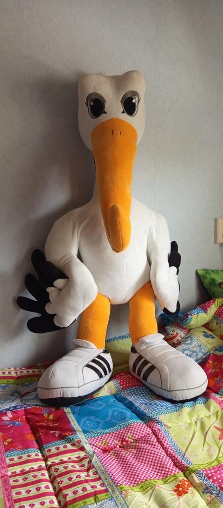 Grote ooievaar knuffel (1 meter) met klein scheurtje, Kinderen en Baby's, Speelgoed | Knuffels en Pluche, Ophalen, Gebruikt, Overige typen