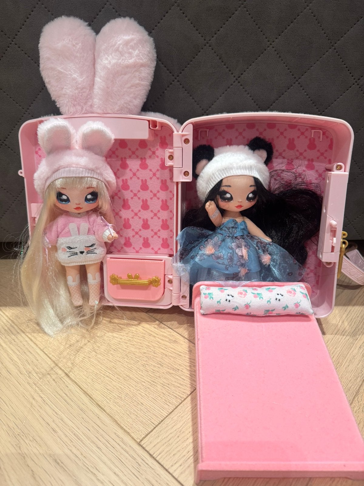 Na Na Surprise backpack bedroom, Verzamelen, Poppetjes en Figuurtjes, Ophalen of Verzenden, Zo goed als nieuw