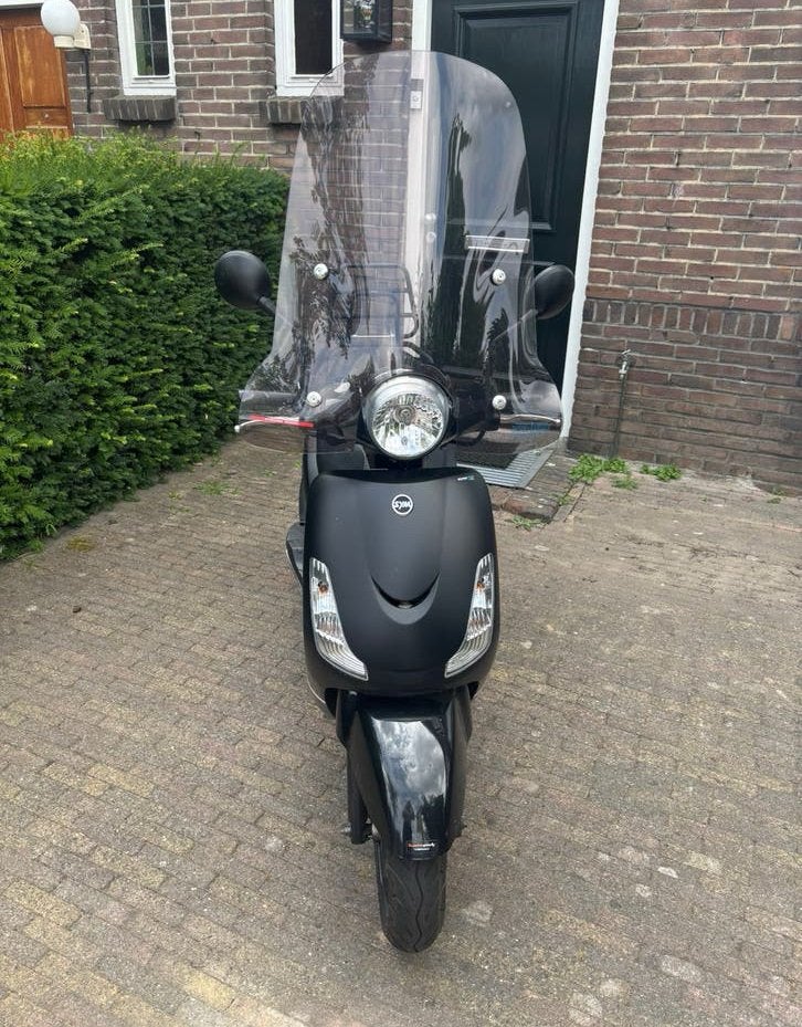 Sym fiddel 2 Premium mat zwart, Fietsen en Brommers, Scooters | SYM, Zo goed als nieuw, Fiddle, Maximaal 25 km/u, Benzine, Ophalen