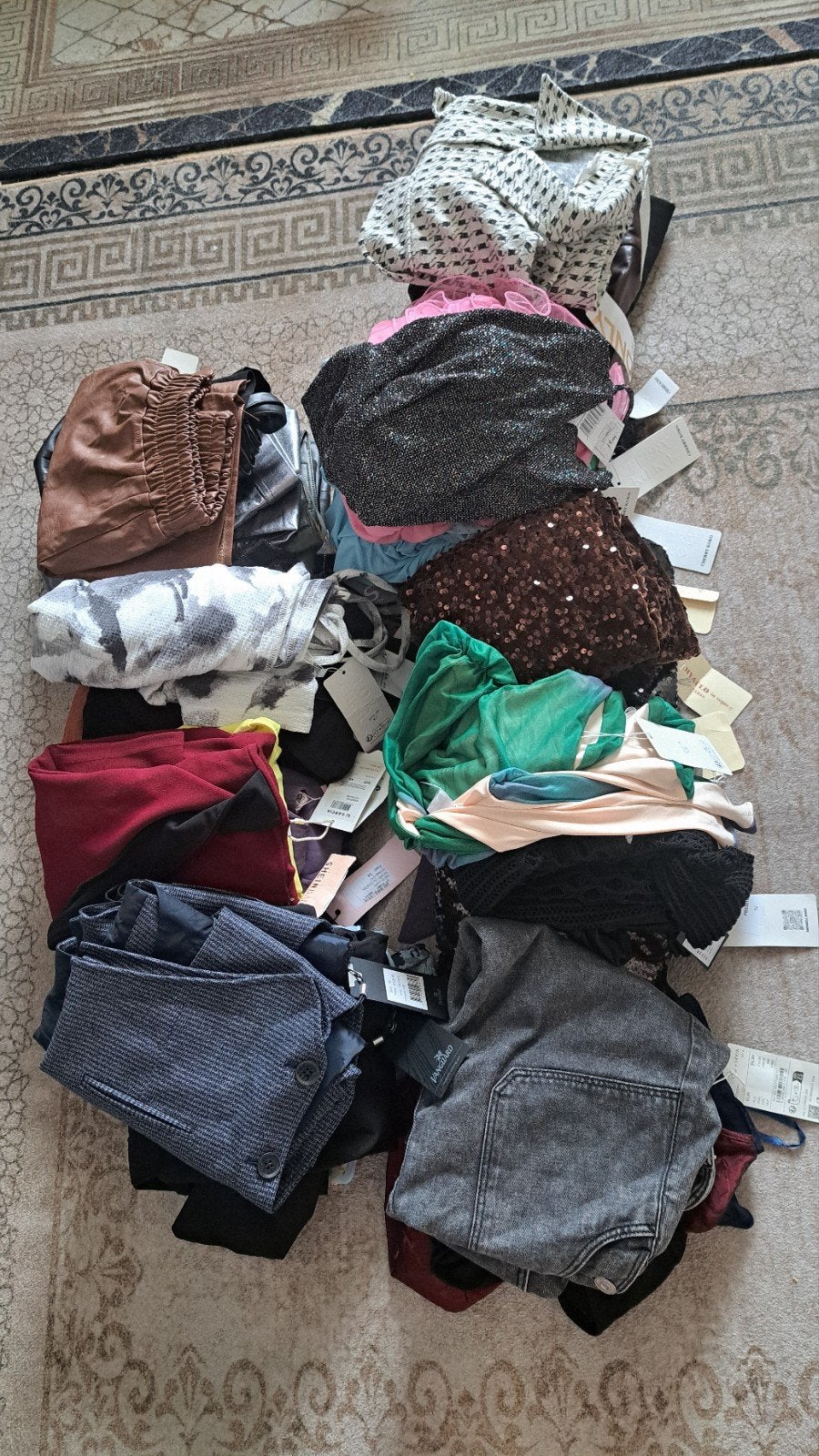44-delige Dameskleding Set: Nieuwe Collecties & Merken, Ophalen of Verzenden