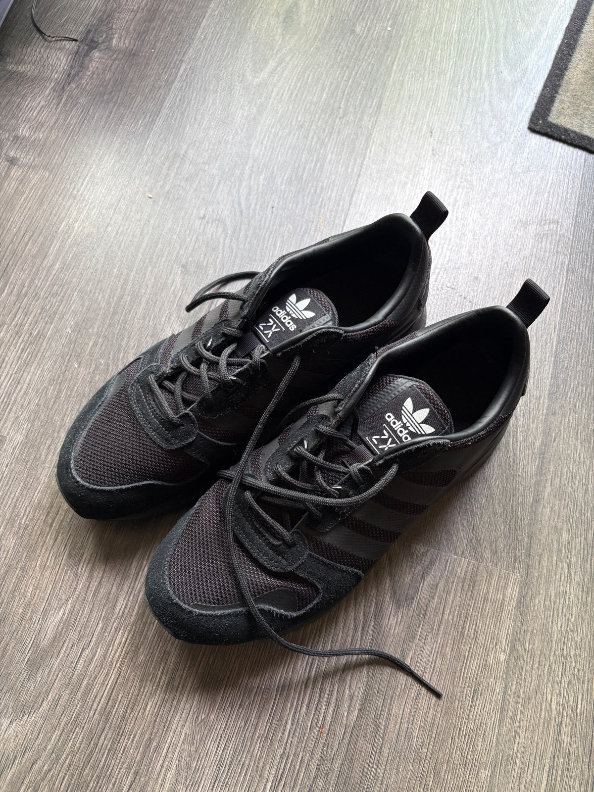 Adidas ZX 700 HD Sneakers - Zwart - Maat 44, Kleding | Heren, Schoenen, Ophalen, Zwart, Sneakers of Gympen, Zo goed als nieuw