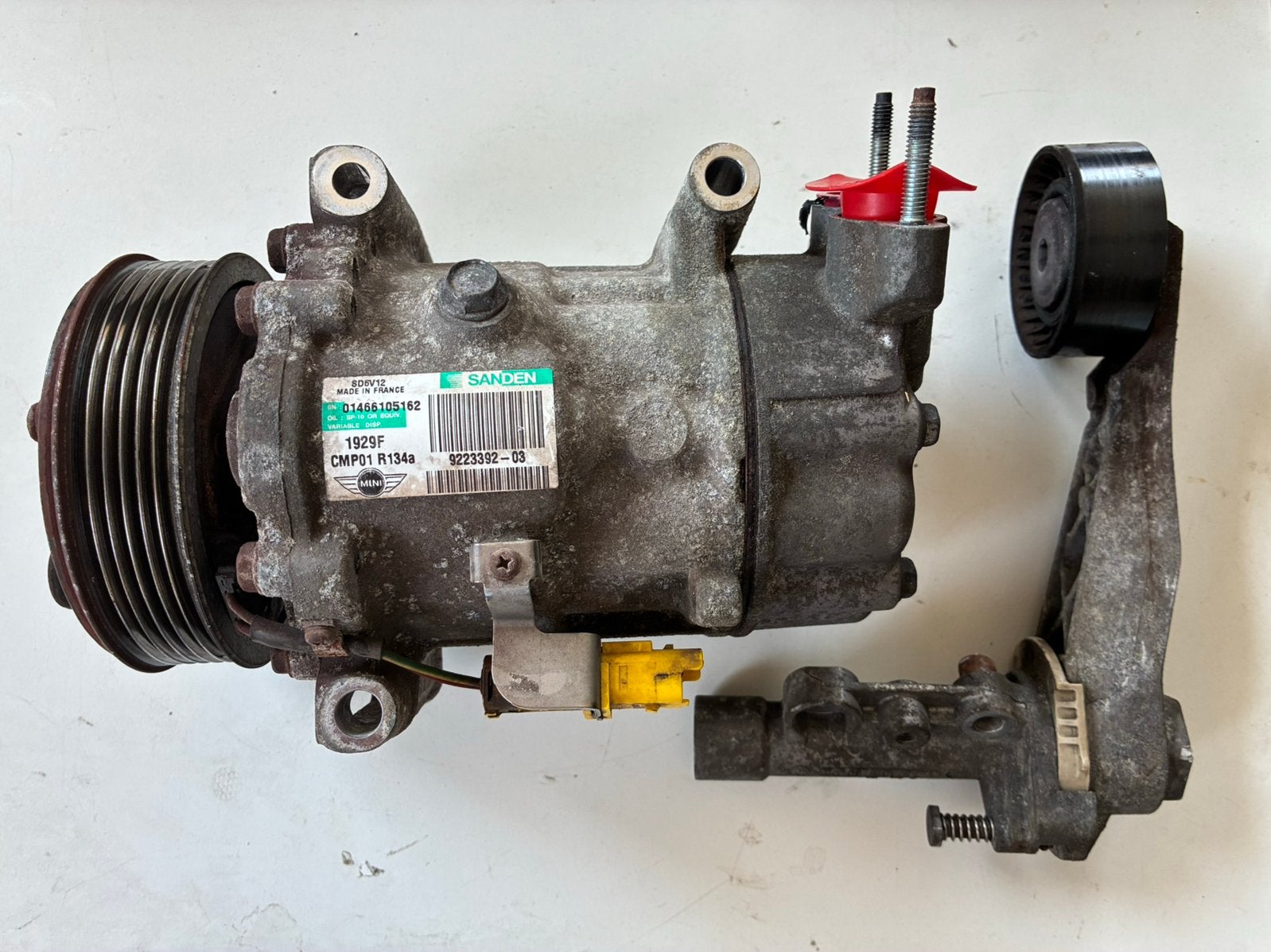 Defecte Sanden SD6V12 aircocompressor, Ophalen of Verzenden, Mini