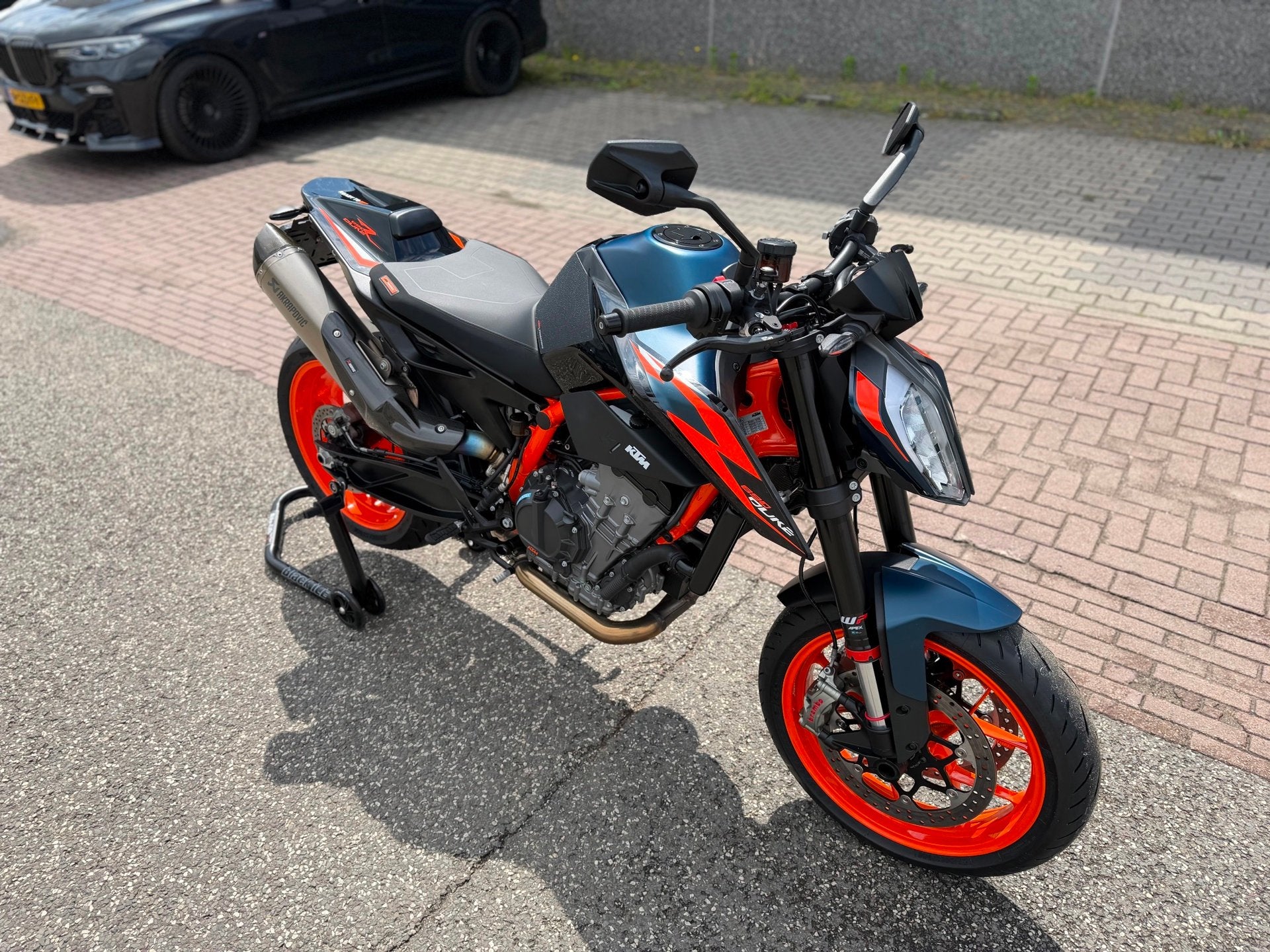 KTM 890 Duke R ABS Tech&Track pack NIEUWSTAAT 24 maand GARAN, Ktm, Meer dan 35 kW, Mattighofen
Mattighofen  Mattighofen, AT, Info@ktm.com