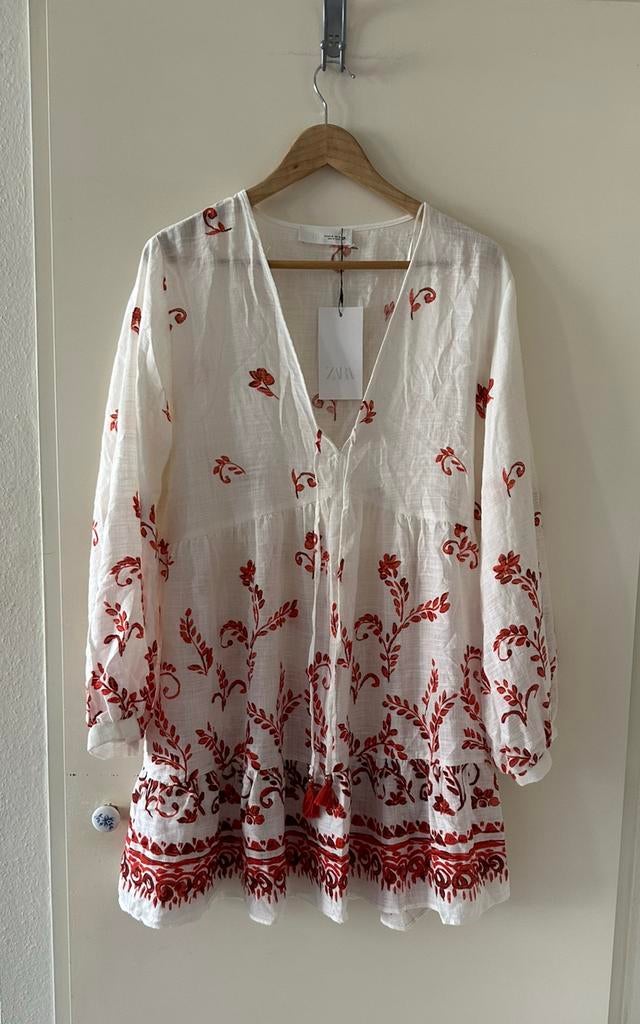 Zara korte jurk met print nieuw!, Wit, Maat 46/48 (XL) of groter, Nieuw, Ophalen of Verzenden