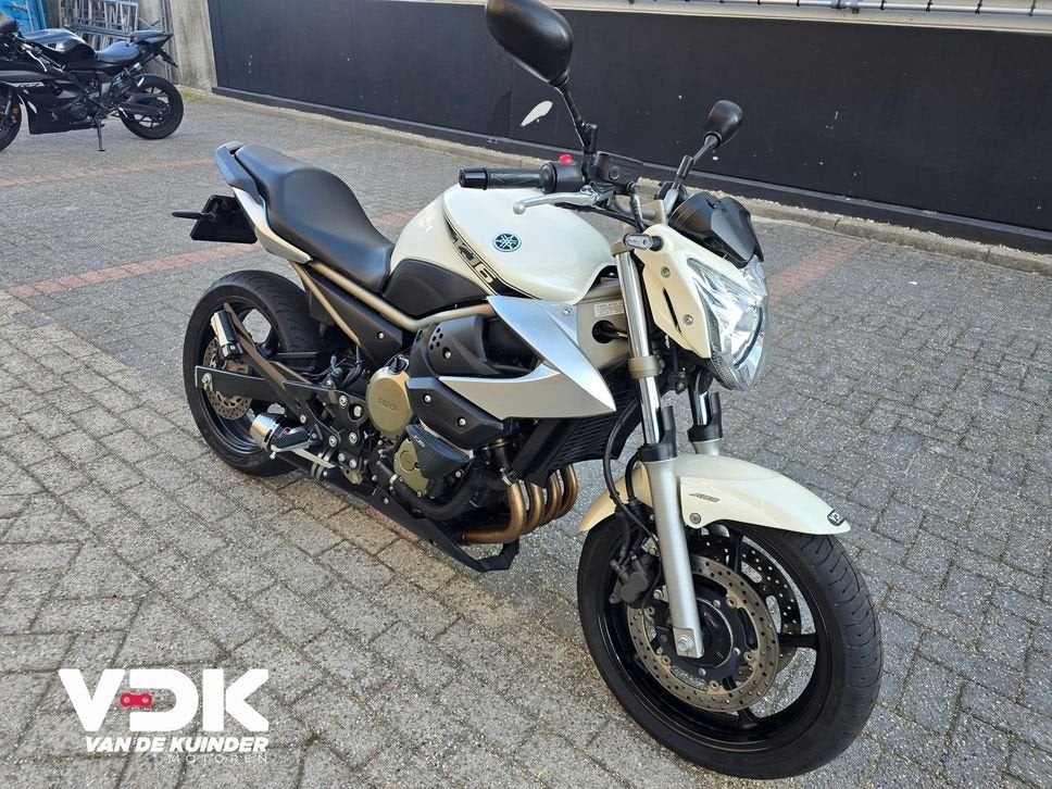 YAMAHA XJ 6 ABS (bj 2009) 21,626 km, 4 cilinders, Motorrijbewijs A, Bedrijf, Onbekend