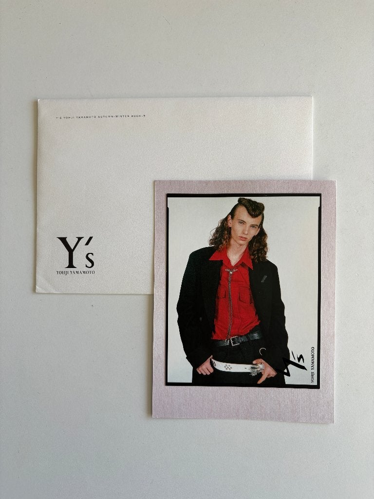Y's Yohji Yamamoto, Men's A/W 2004-5, Postcard met enveloppe, Ophalen of Verzenden, 1980 tot heden, Ongelopen, Sterren en Beroemdheden