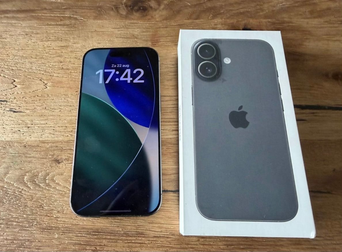 iPhone 17 - 1 maand gebruikt, 100% batterij, Telecommunicatie, 256 GB, IPhone 17e, Zwart, Ophalen of Verzenden