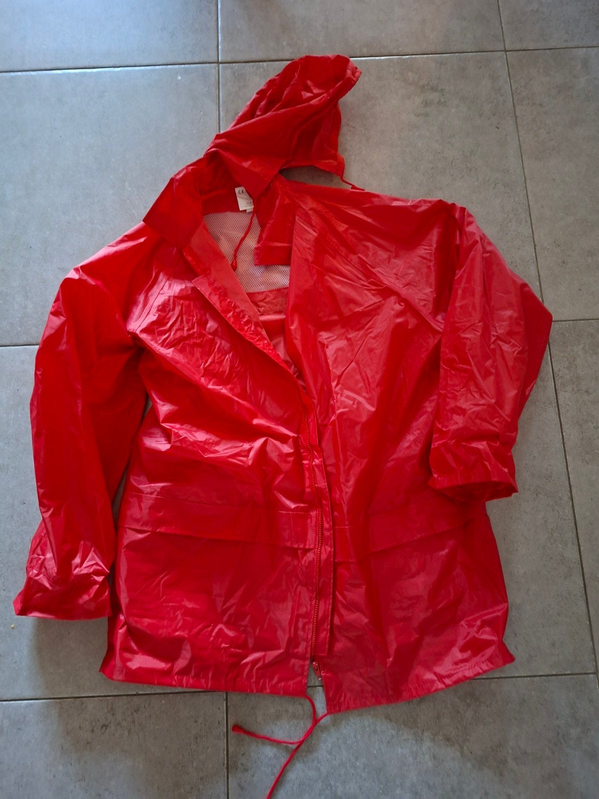 Rood regenpak - ideaal voor regenachtige dagen, Ophalen of Verzenden, Zo goed als nieuw, Regenbroek, Dames