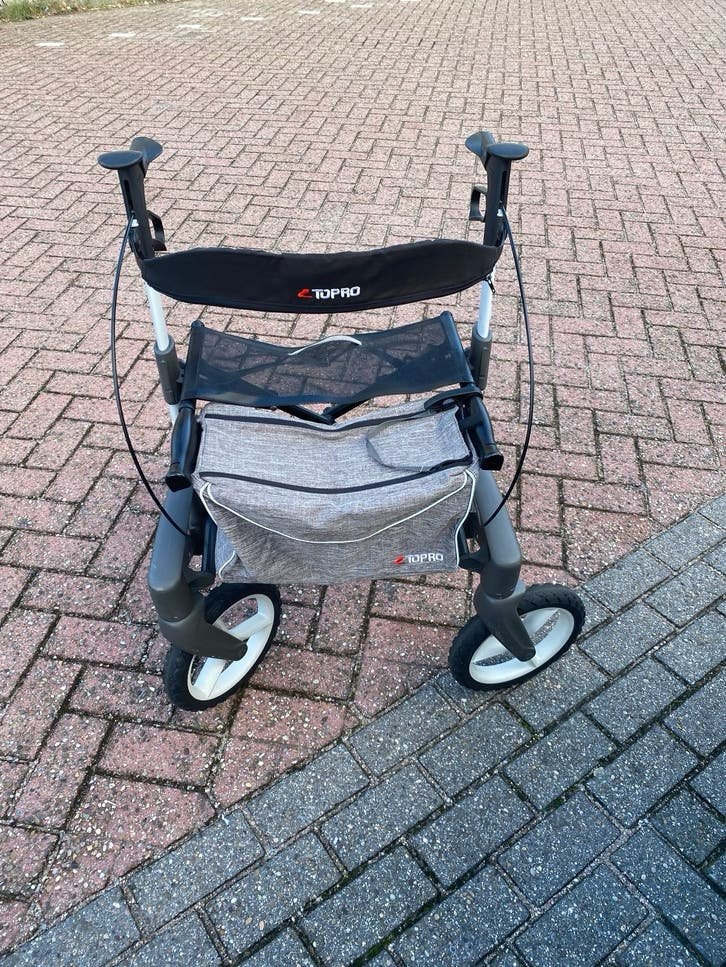 Rollator Topro, Diversen, Ophalen