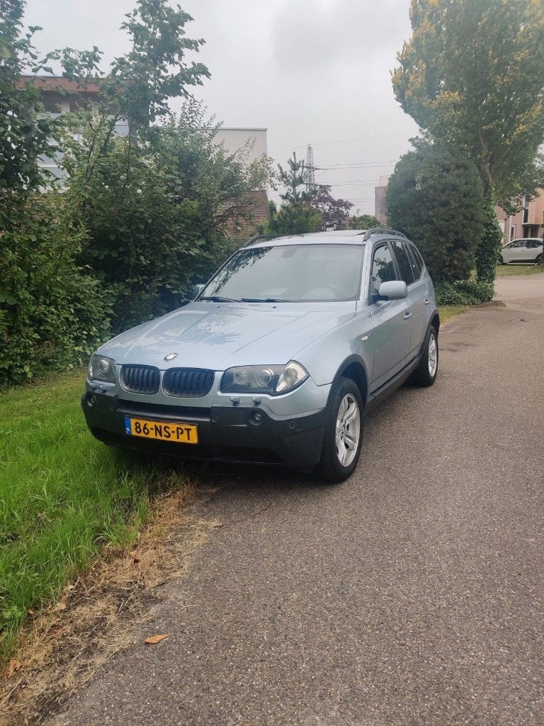 BMW X3 3.0 I AUT 2004 Blauw. 4WD. Leer. Pano., Auto's, BMW, Automaat, Zwart, 2000 kg, Blauw