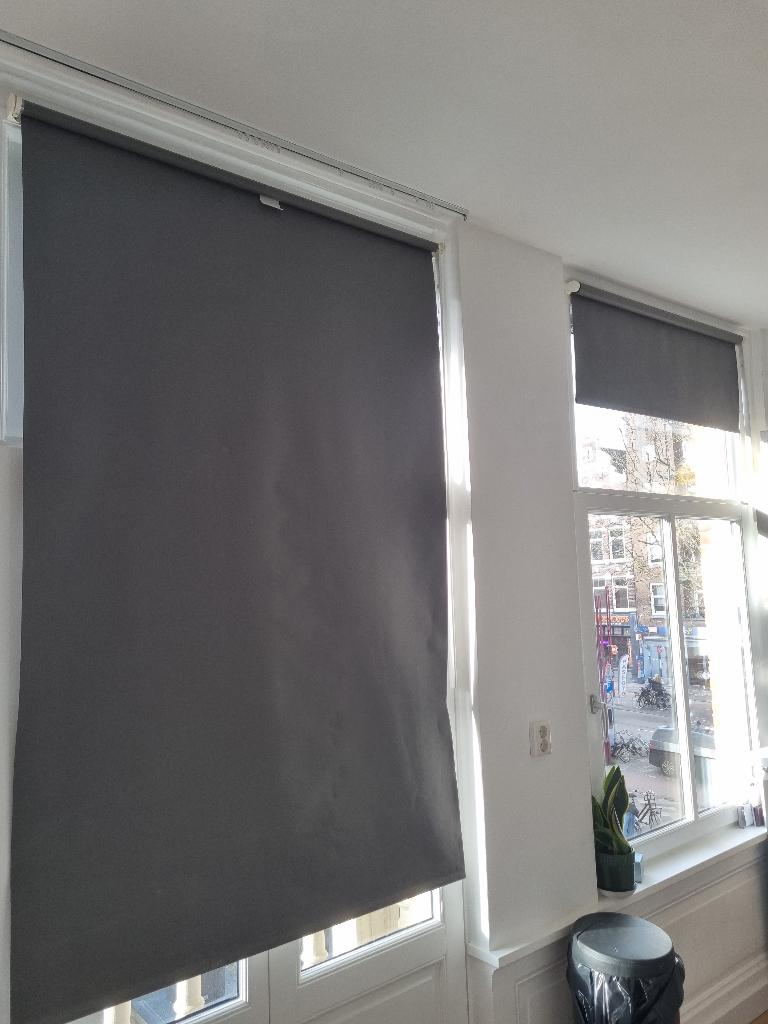 4 verduisterende grijze rolgordijnen 120x195 (Fridans Ikea), Ophalen, Gebruikt, 100 tot 150 cm, Grijs
