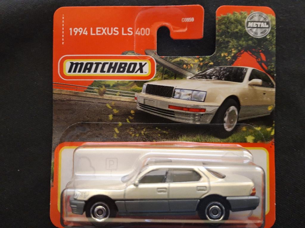Matchbox Lexus LS 400 ’94 goud - Nieuw in blister op kaart, Ophalen of Verzenden, Zo goed als nieuw, Auto