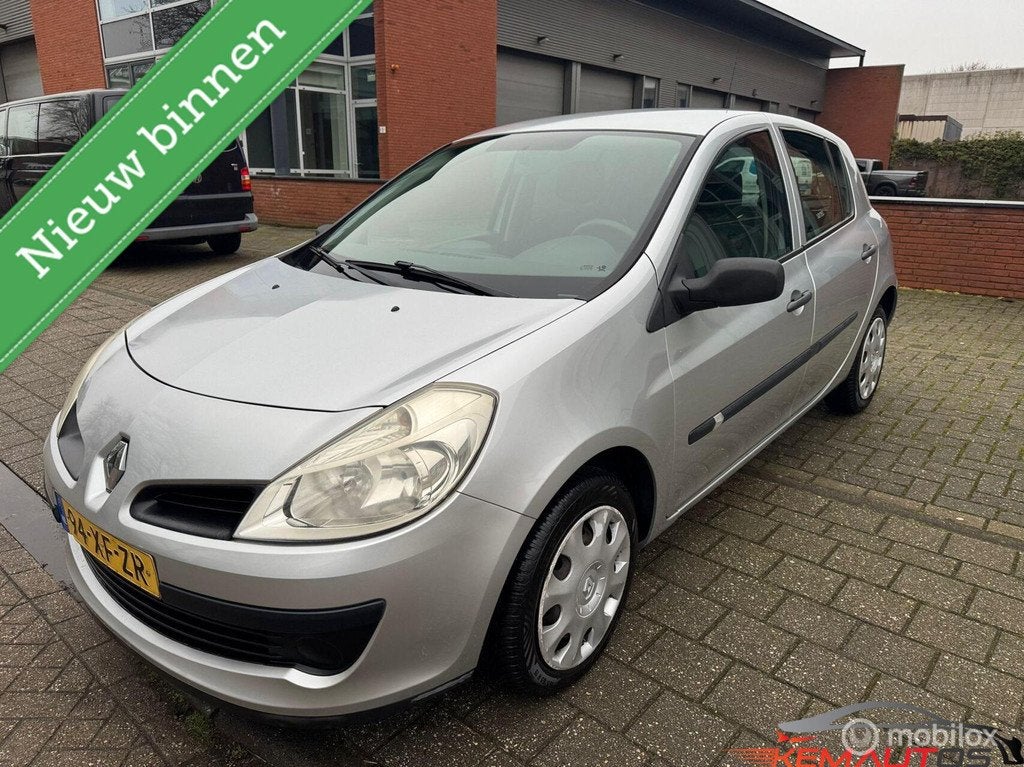 Renault Clio 1.2-16VBusinessLineNAP, Voorwielaandrijving, 535 kg, Gebruikt, 4 cilinders