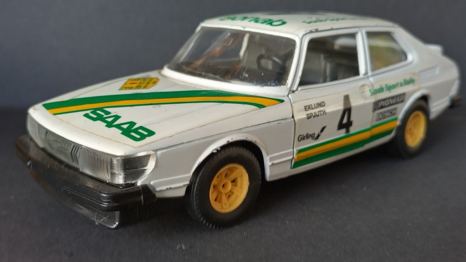 Saab 900 Rally 1:24 Bburago Burago Pol, Gebruikt, Auto, Verzenden, .
